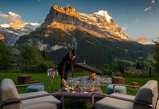 Garten Lounge mit Eigerblick Sunstar Hotel Grindelwald
