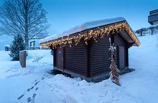 Blockhaussauna im Winter Sunstar Hotel Grindelwald