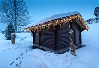 Blockhaussauna im Winter Sunstar Hotel Grindelwald